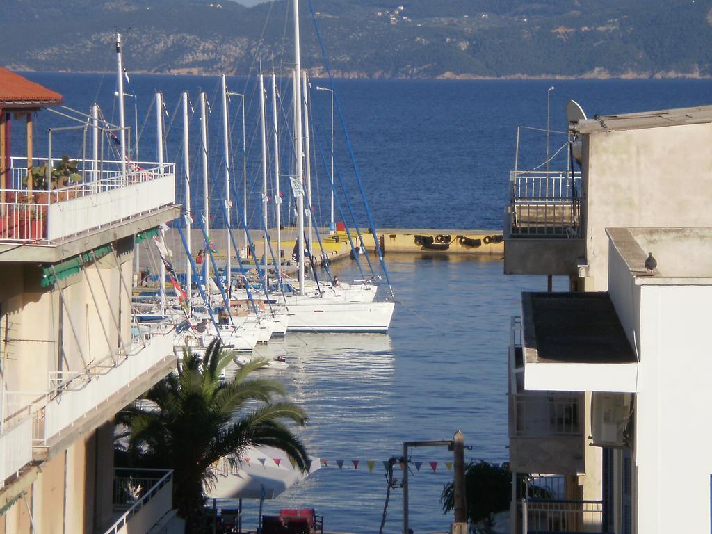 Pension Gina Méthana Exterior foto