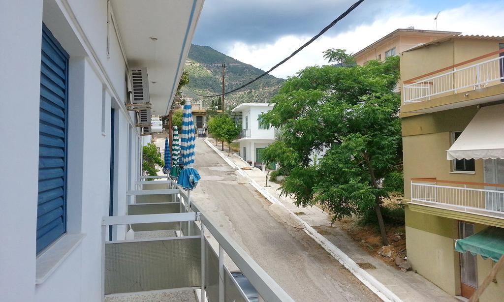 Pension Gina Méthana Quarto foto