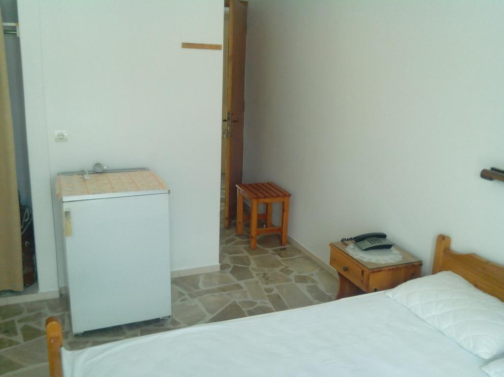 Pension Gina Méthana Quarto foto